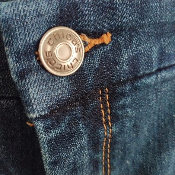Chico's the So Lifting Slim Leg Dark Wash Jeans 2.5 - Picture 3 of 10